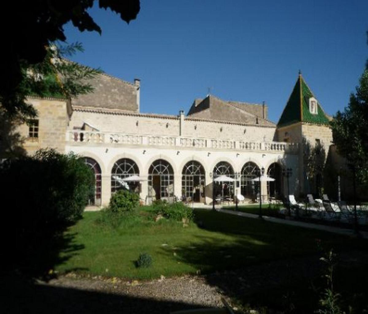 Les Galeries De Beaulac Pézenas Exteriör bild