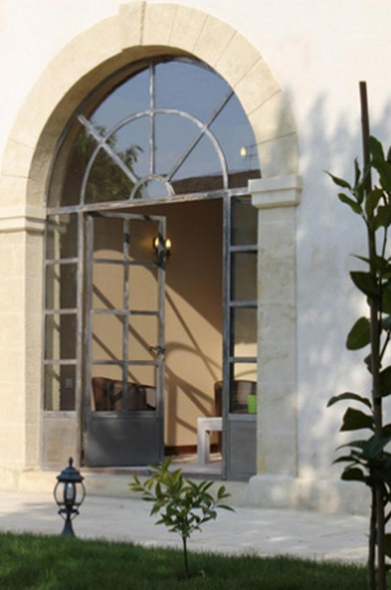 Les Galeries De Beaulac Pézenas Exteriör bild